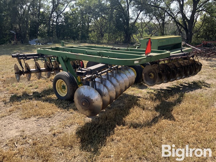 john-deere-310-image-7