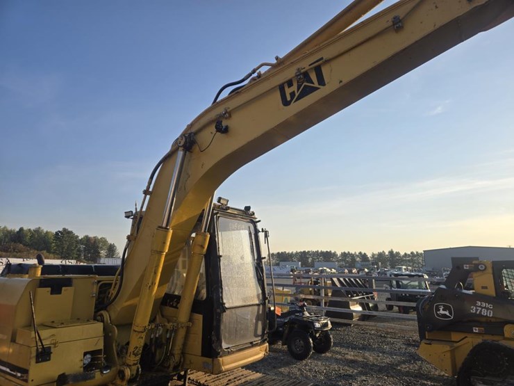 caterpillar-312-image-28