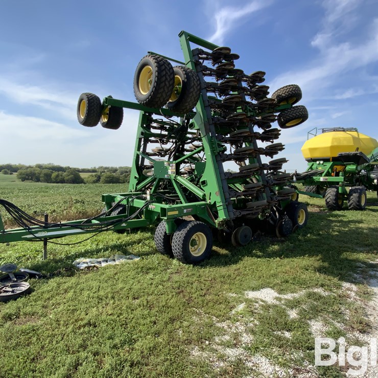 2006 JOHN DEERE 1890