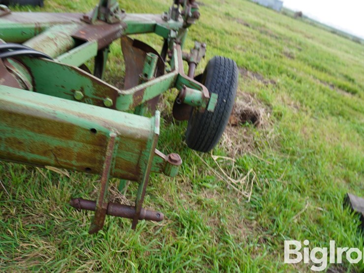 john-deere-4200-image-12