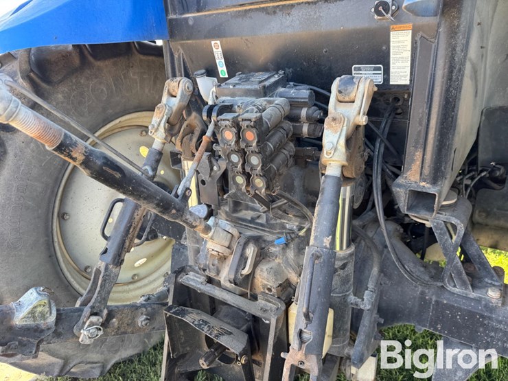 2013-new-holland-t6.140-image-20
