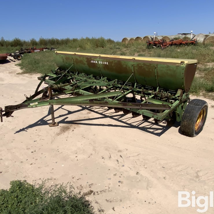 JOHN DEERE DR16