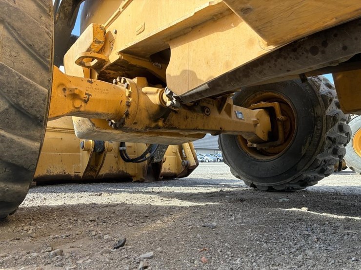 deere-710k-image-13