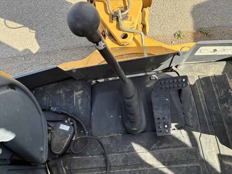 deere-710k-image-24
