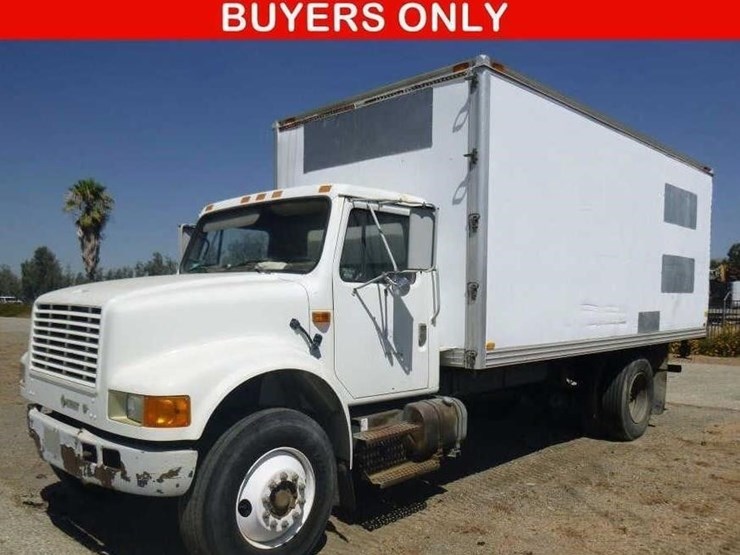 1993-international-4700-image-1
