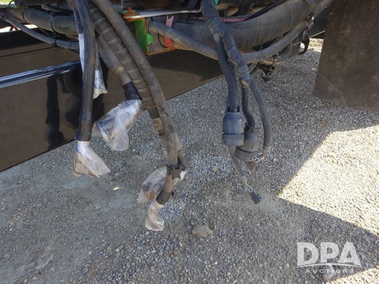 2021-john-deere-f4365-image-43