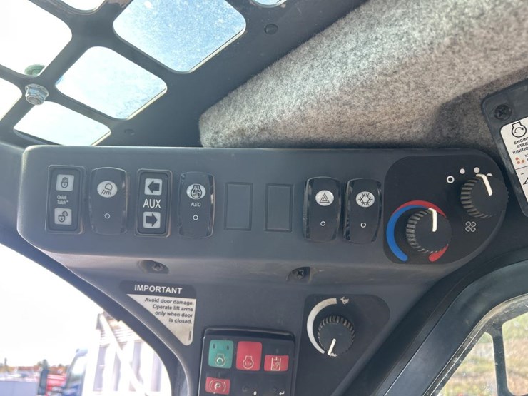 deere-333g-image-45