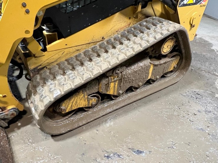 2019-caterpillar-259d-image-12