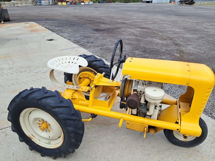 copar-panzer-2wd-tractor-image-3