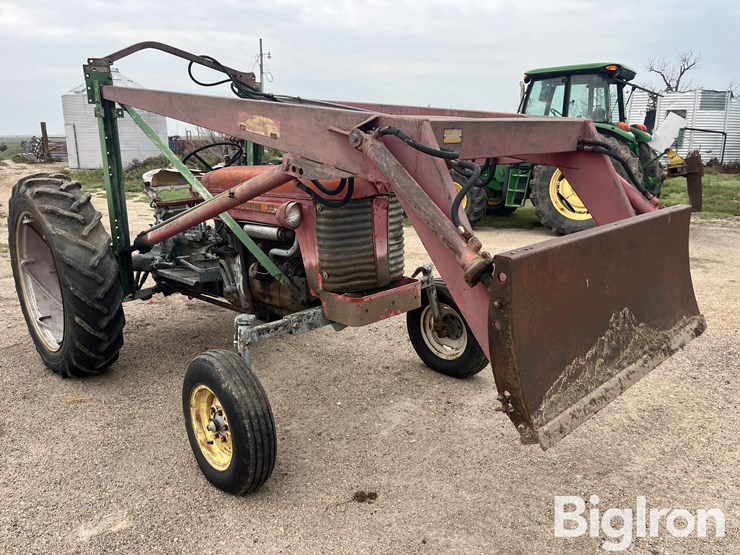 1963-massey-ferguson-65-image-3