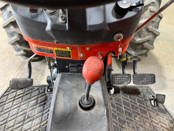 kubota-m8200-image-23