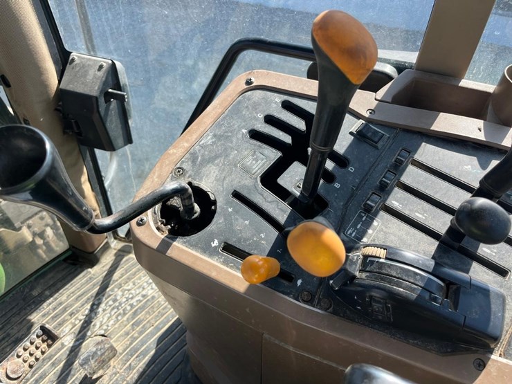 john-deere-7410-image-29