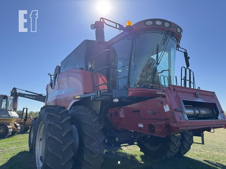 2004-case-ih-8010-image-3