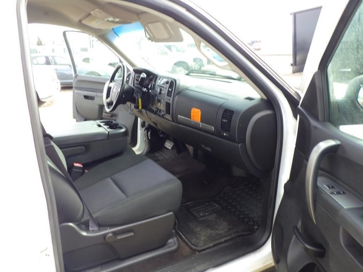 2013-gmc-1500-image-6