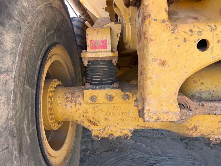 caterpillar-740b-image-24