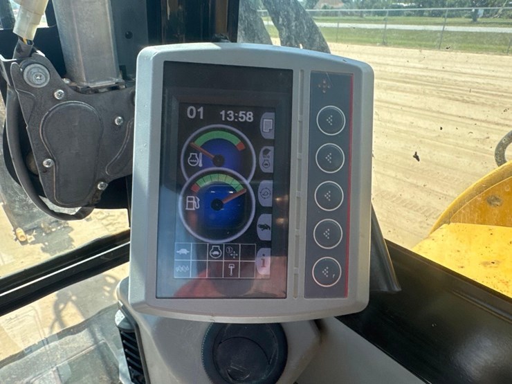 2014-caterpillar-308e2-cr-image-40