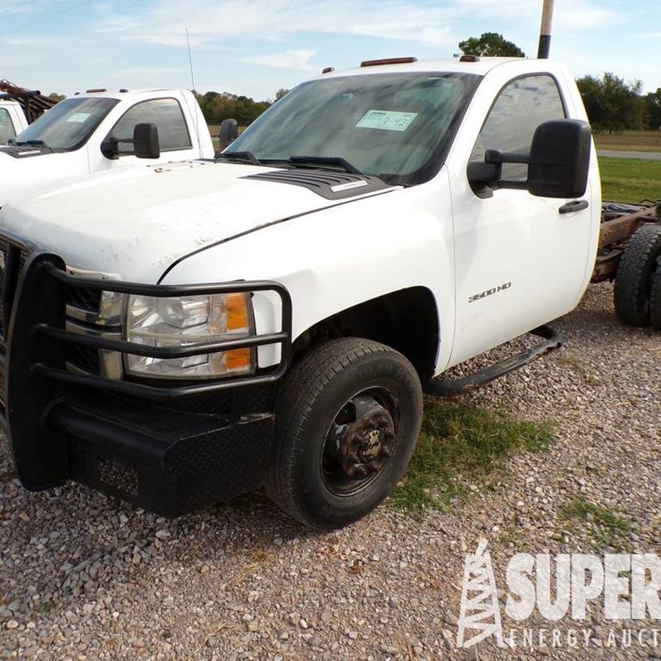 2013 CHEVROLET 3500HD