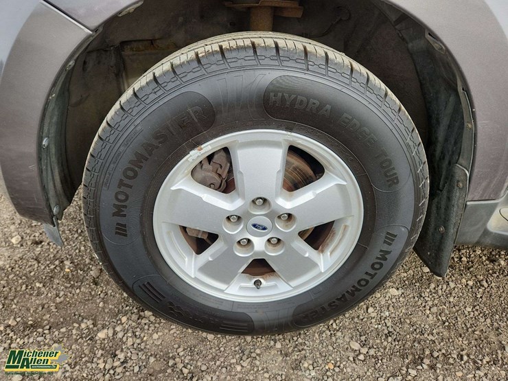 2009-ford-escape-image-28