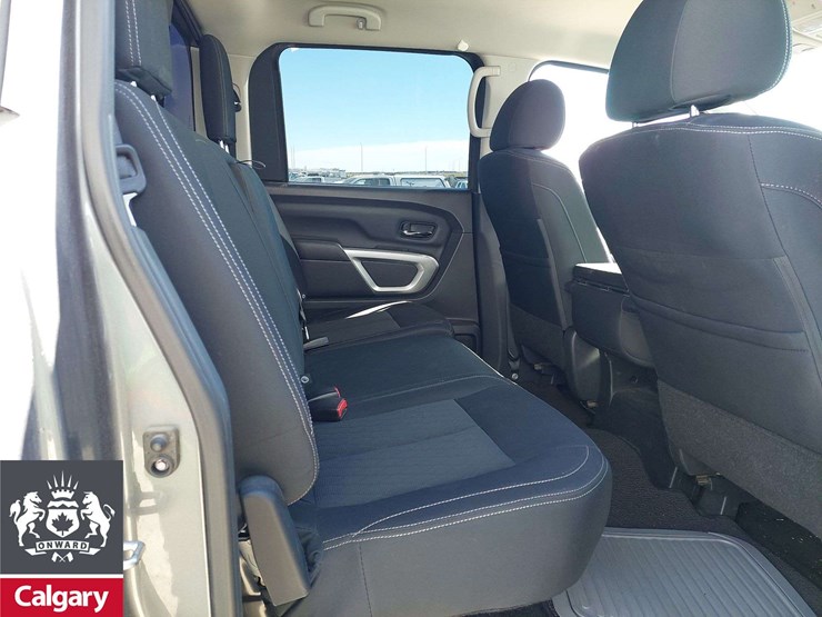 2018-nissan-titan-image-19