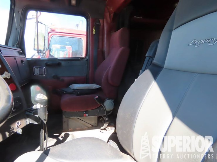 2011-western-star-4900-image-9