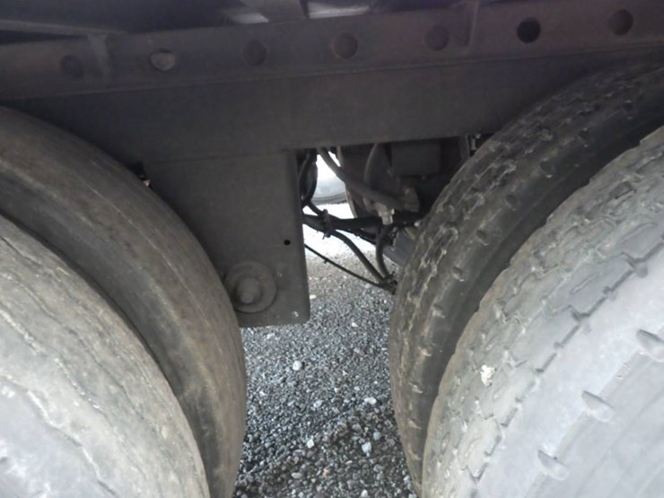2019-utility-4000d-x-image-6