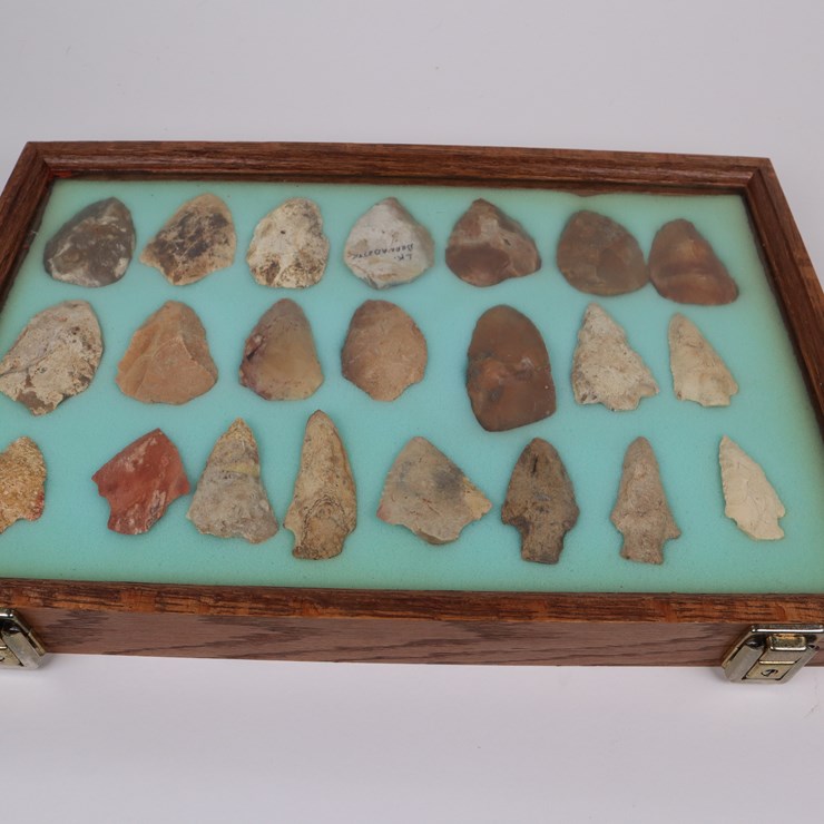 #66 • #4172 • (21) Framed Native American Artifacts