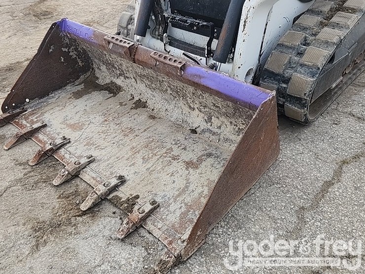 2022-bobcat-t64-image-17