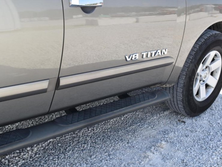 2006-nissan-titan-image-14