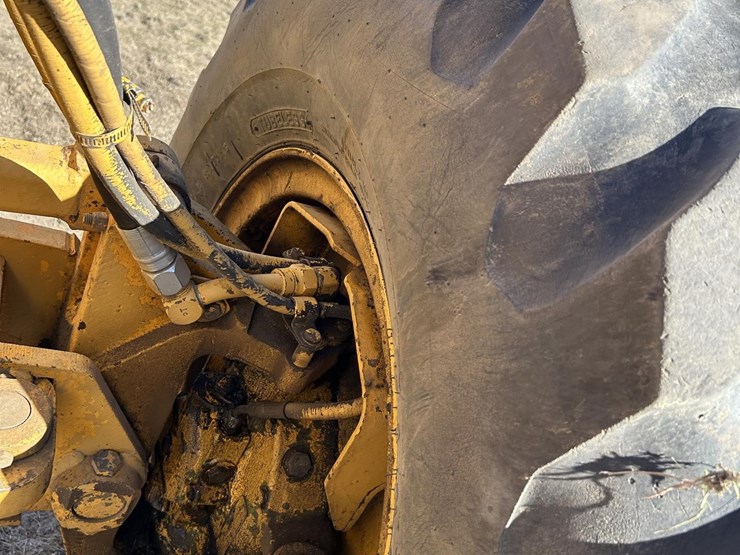 deere-772a-image-51