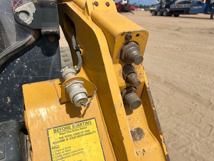 caterpillar-259d-image-11