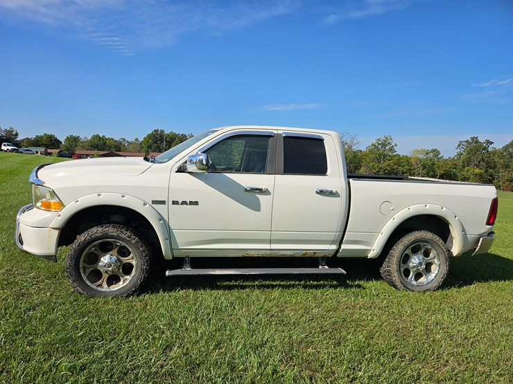 2009-dodge-ram-1500-image-6