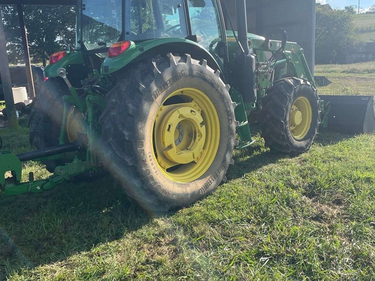 2022-john-deere-6135e-image-6