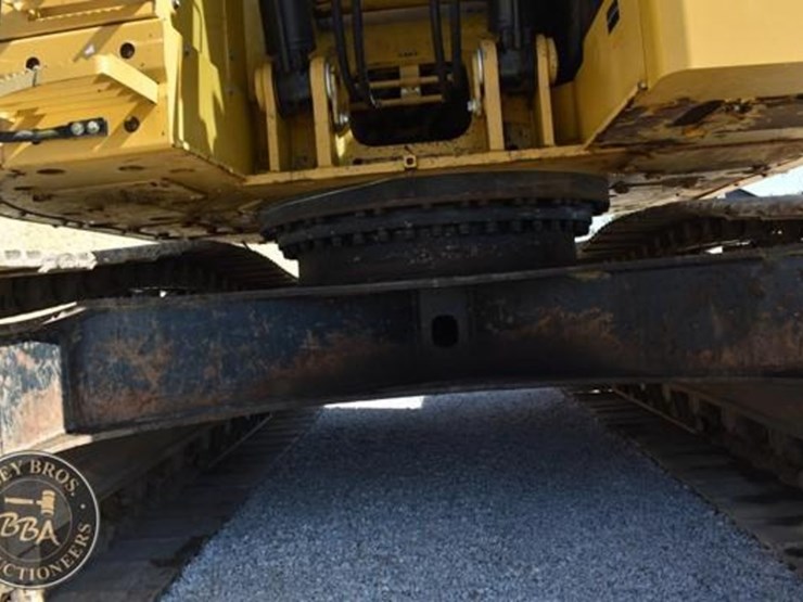 2015-caterpillar-328d-lcr-image-68