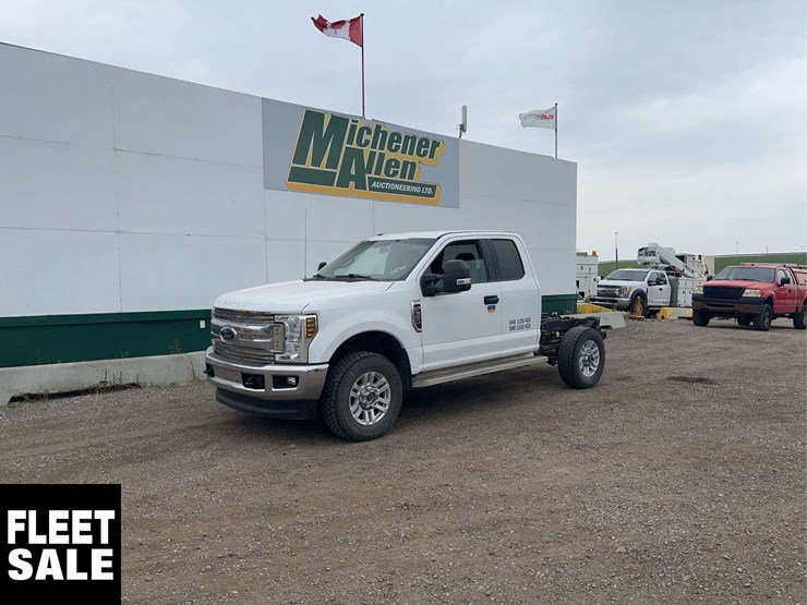 2019-ford-f350-image-1