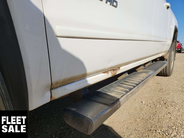 2015-gmc-sierra-2500hd-image-40