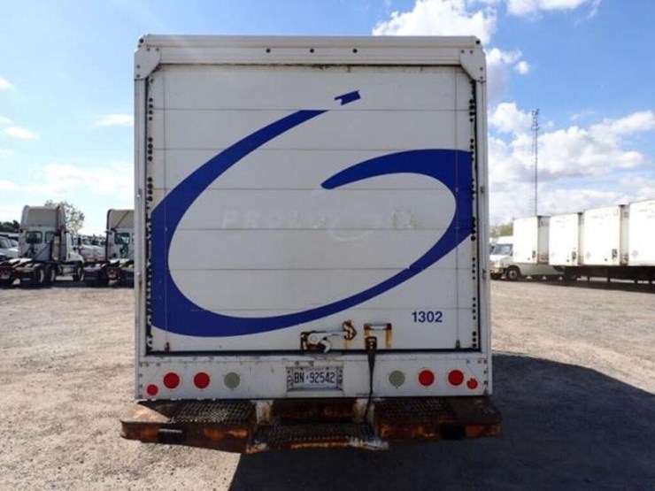 2013-freightliner-mt55-image-6
