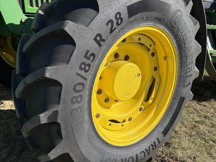john-deere-7200-image-3