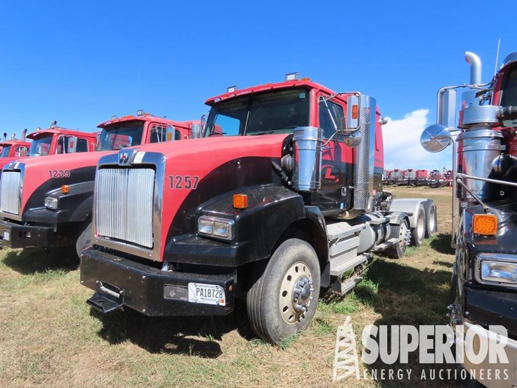 2013-western-star-4900-image-1
