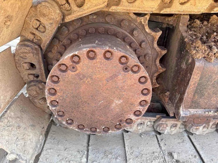 2017-deere-350g-lc-image-16