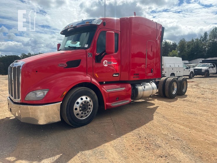 2016-peterbilt-579-image-1