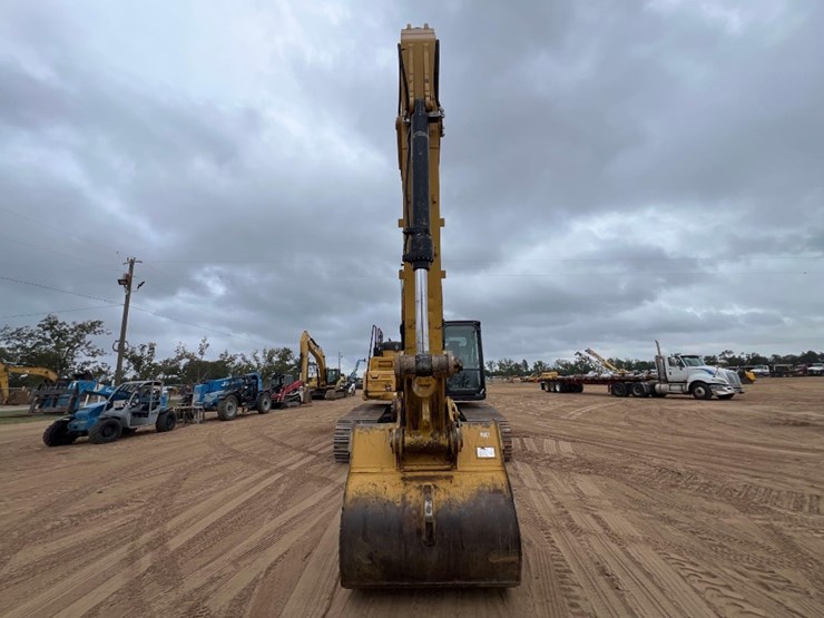 2017-caterpillar-330fl-image-7