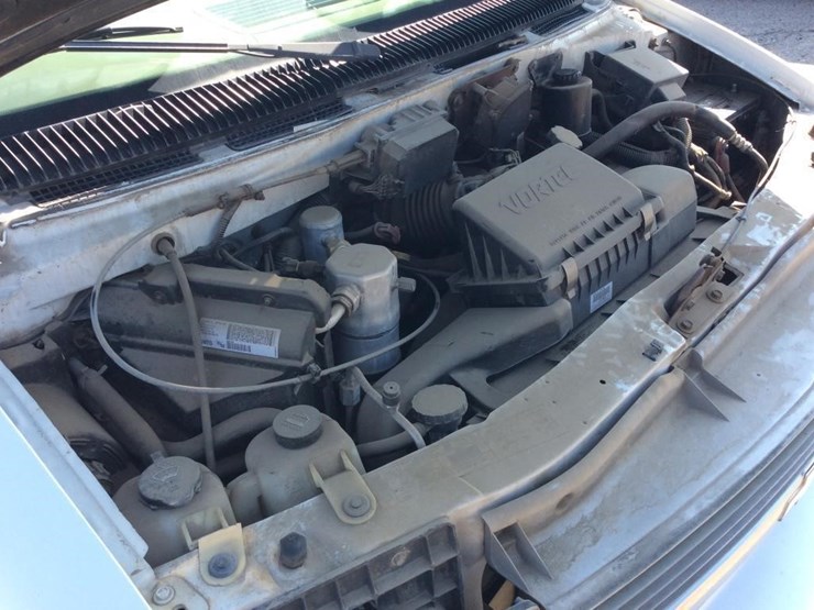 2002-chevrolet-astro-image-13