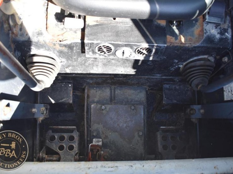1999-bobcat-863-image-44