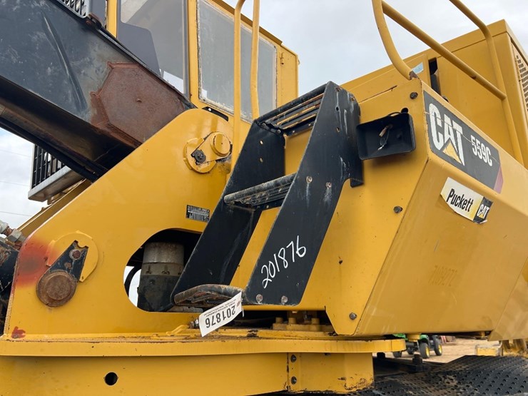 2013-caterpillar-559c-image-35