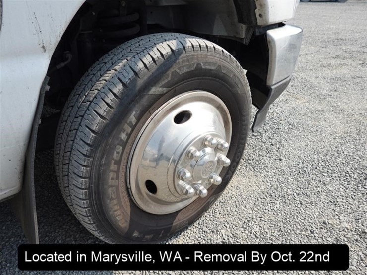 2022-ford-e450-image-13