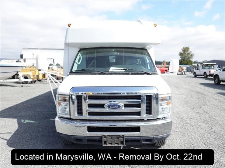 2012-ford-e450-image-16