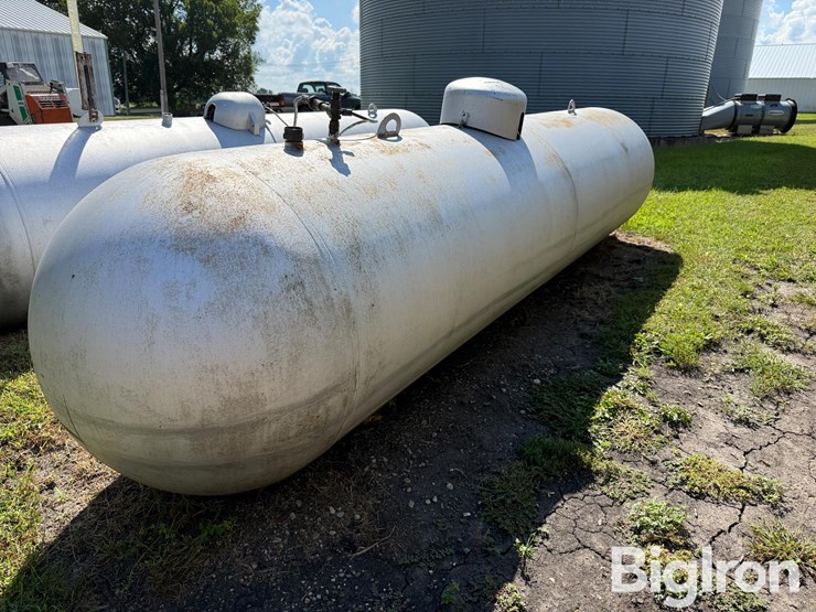 1,000-gal-lp-tank-image-5