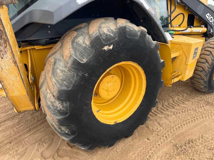 2017-deere-410l-image-11