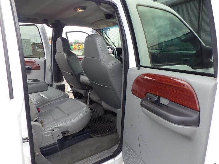 2006-ford-f350-image-8