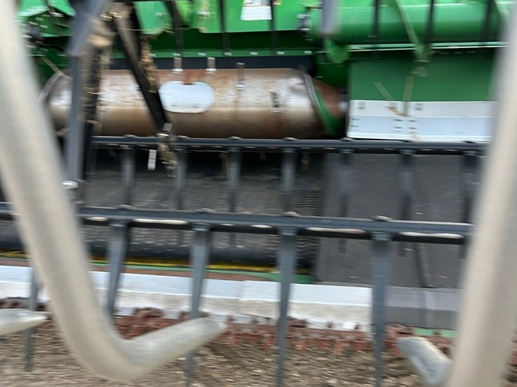 john-deere-645-image-22